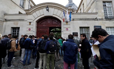'Mock attacks': How France will boost security at schools