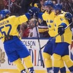 Sweden fights off Russia in Ice Hockey World Cup