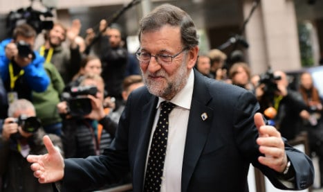 Spain faces crucial week as conservatives re-take power