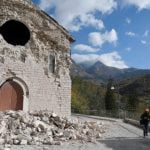 Which areas of Italy have the highest risk of earthquakes?