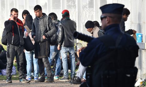 '3,000 migrants dispersed' after 'Jungle' clearance
