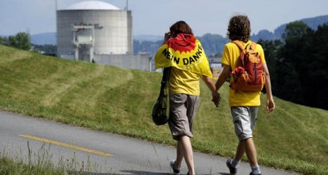 Swiss people in favour of early nuclear withdrawal