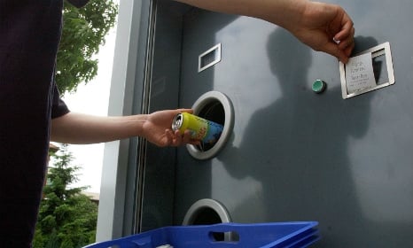 Man cheats recycling machine out of €44k with one bottle