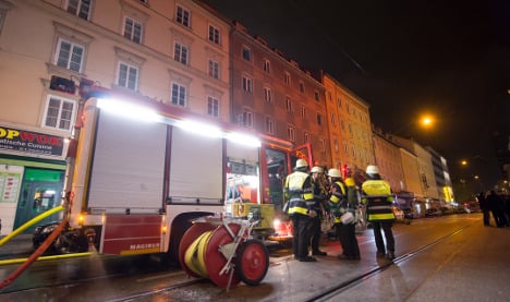 Apartment fire kills 3, injures 10 in Munich