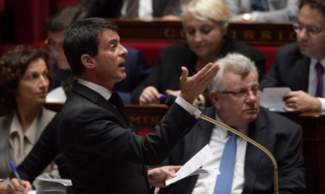 French PM confirms plan to keep state of emergency