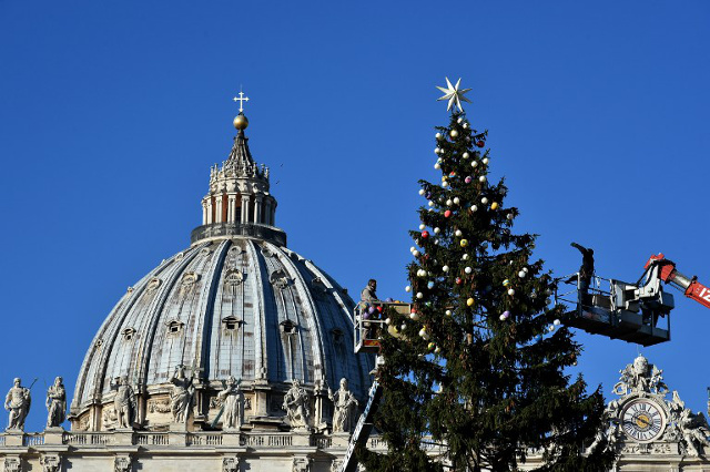IN PICTURES: Italy lights up for Christmas