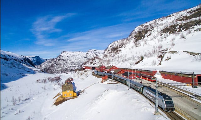 VIDEO: All aboard this virtual train ride through beautiful Norway
