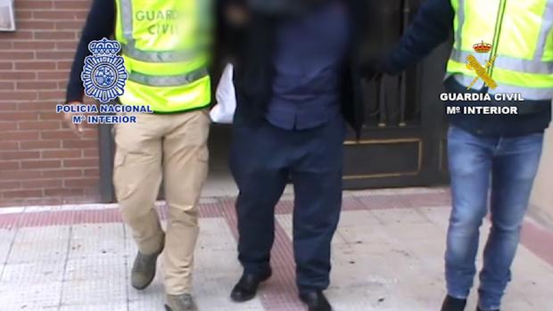 Busted: Gang that robbed tourists in Madrid by posing as police