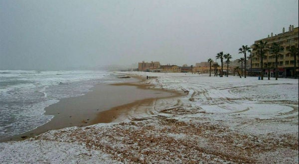 GALLERY Amazing images of Spain’s beaches in snow
