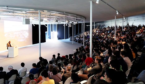 Switzerland 'must make it easier' for refugees to go to university