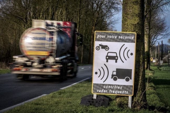 France unveils new driver-friendly speed camera warning signs