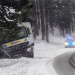 The road conditions were too slippery for this truck driver, as police cordon off the road by the crash in Bavaria.Photo: DPA