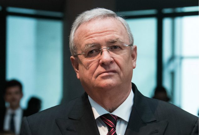 Did VW’s CEO know of emissions scam all along? Yes, says his boss