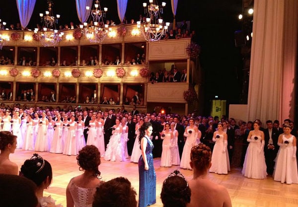 Vienna State Opera opens its doors for the ‘ball of balls’