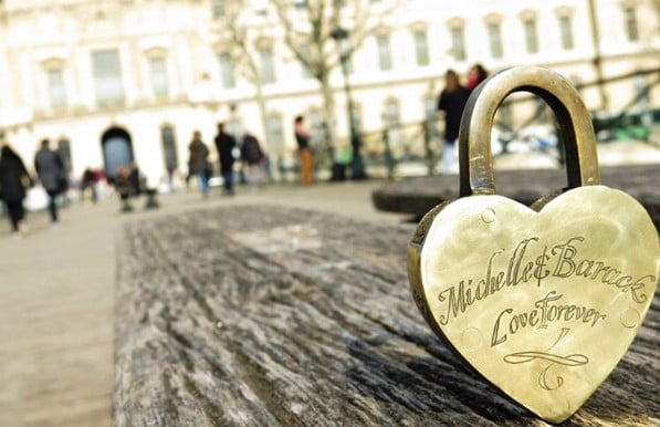 Is this Barack and Michelle Obama's long lost Paris love lock?