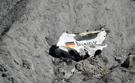 Co-pilot didn't crash Germanwings plane on purpose, father claims
