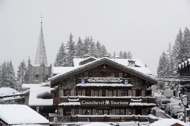Russian billionaire robbed of fur coats in French Alps