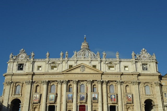 Panel tells Vatican to react 'directly and compassionately' to sex abuse victims