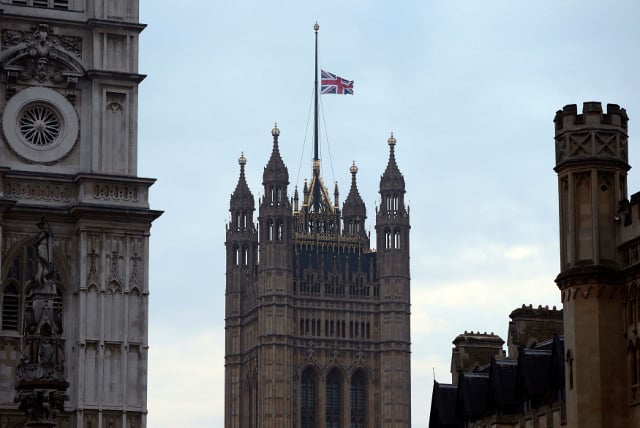 Swedish leaders pay tribute to London victims