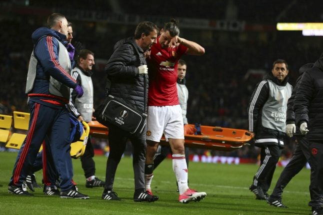 Zlatan Ibrahimovic suffers 'significant knee ligament damage'