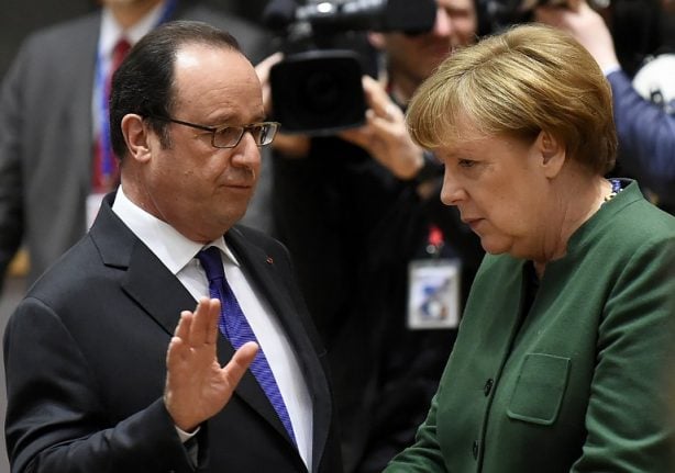 Hollande says Syrian regime solely to blame after US air strikes