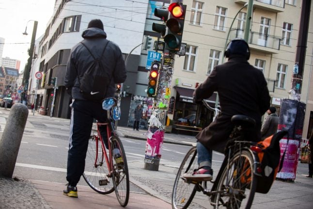 Cyclists to be able to breeze past traffic lights to get to work on time