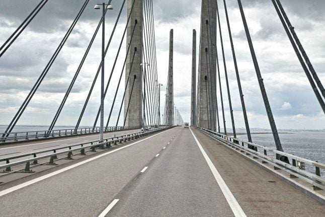 Car drove 15 km wrong way on Øresund bridge without crashing