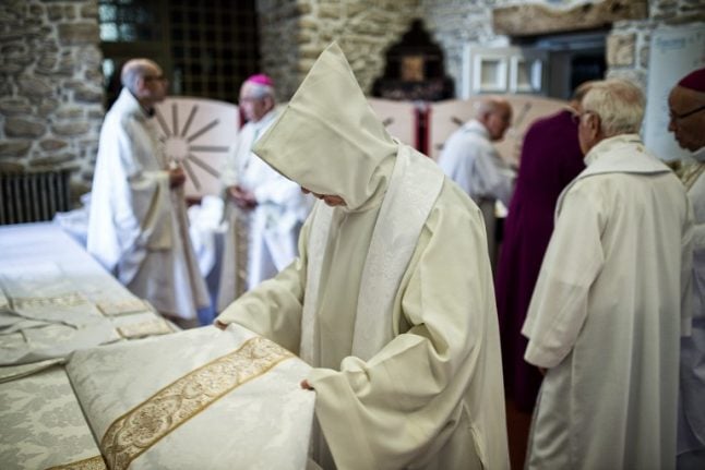 French bishop quits over ‘inappropriate behaviour’ with youngsters