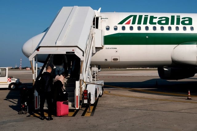 Two in five Alitalia flights cancelled in airline's latest strike