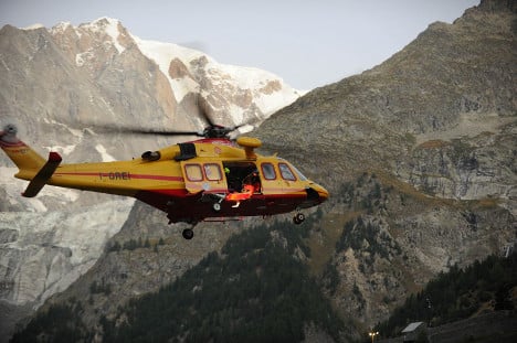 French Alps: American skier dies after fall in Mont Blanc range