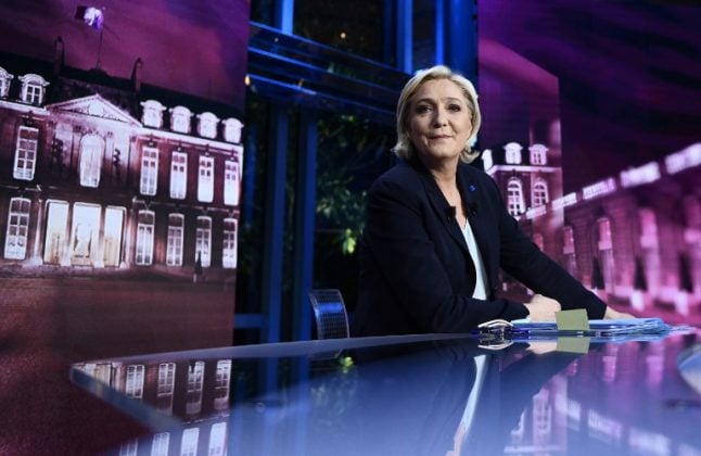 How Le Pen can (mathematically) still beat Macron, according to a French physicist