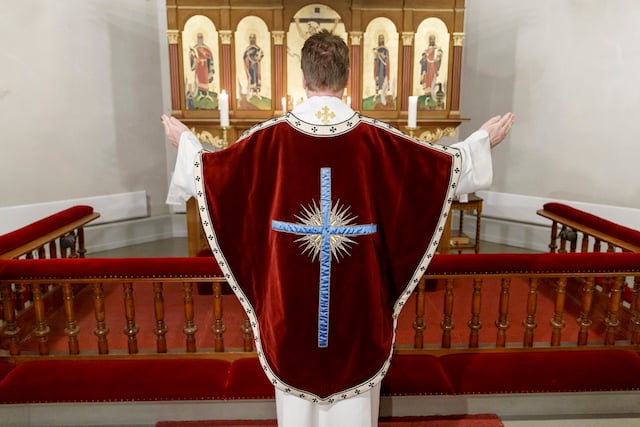 Swedish priest loses job after posting sex ad online