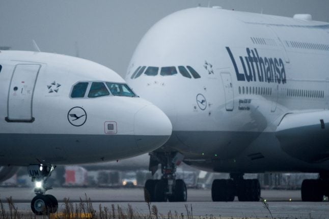 133 flights cancelled due to lightning danger at Frankfurt airport