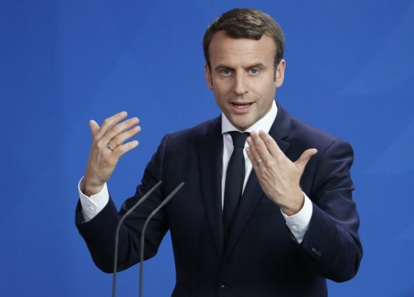 Macron delays unveiling government to ensure ministers are squeaky clean
