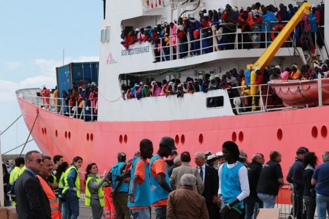 More than 8,000 migrants rescued in Mediterranean in 48 hours