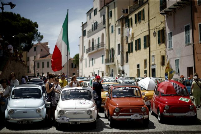 1,200 Fiat 500s mass for iconic car’s 60th birthday