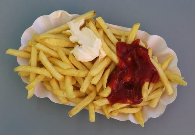 Fight over order of chips at Berlin fast-food joint leaves two in hospital