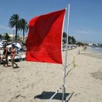 Couple drown after ignoring red flag on beach in Alicante