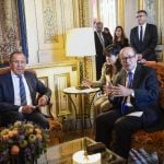 France and Russia vow to put aside differences and fight extremism
