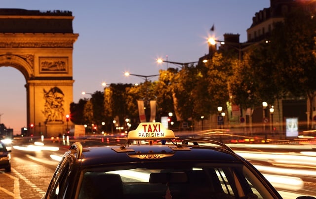 France's first women-only taxi service launches in Paris