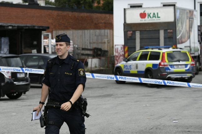 Two shot during Malmö store robbery