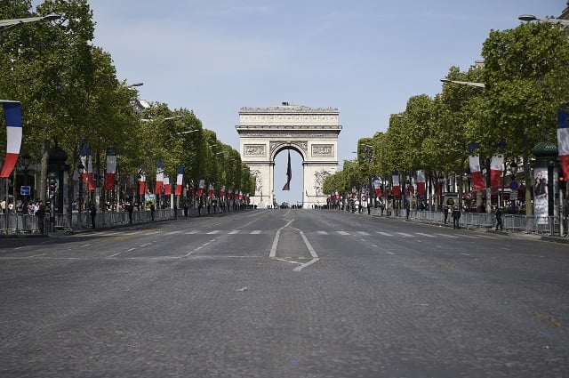 Paris to go completely car-free this Sunday...well almost