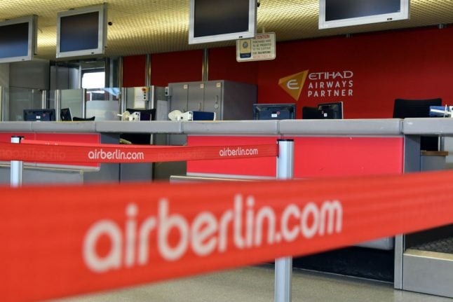 Air Berlin accuses pilots of 'playing with fire' after 100 flights cancelled