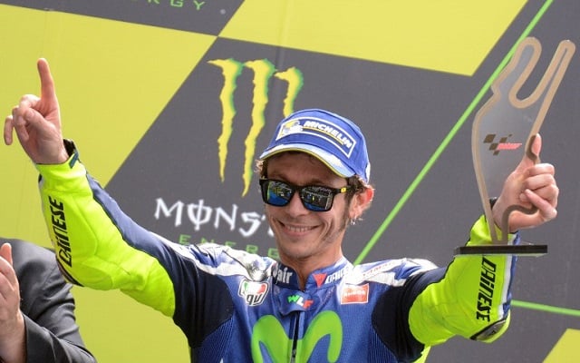Valentino Rossi treated for broken leg after training accident