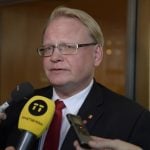 No-confidence motion against Sweden’s Defence Minister collapses as two opposition parties back out