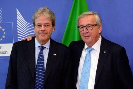 Italy, Greece guarded on Juncker's finance minister plan