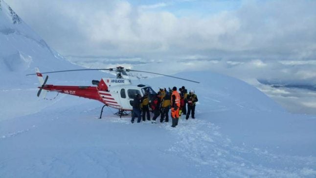 Climbers rescued after a chilly night on the Jungfrau summit