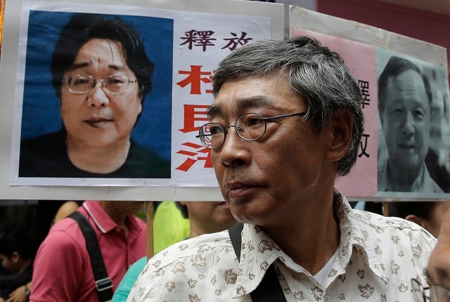 Dissident Swedish bookseller contacts family after being freed by China