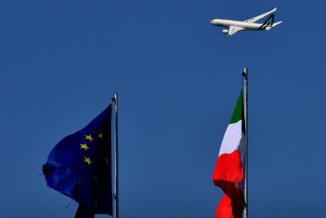 EasyJet, Lufthansa bid to break up Alitalia