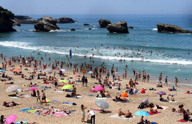Temperatures to hit scorching 29C in France this weekend